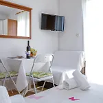 Veca Apartman Starigrad Paklenica