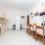 Veca Apartman Starigrad Paklenica