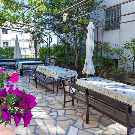 Veca * Starigrad Paklenica