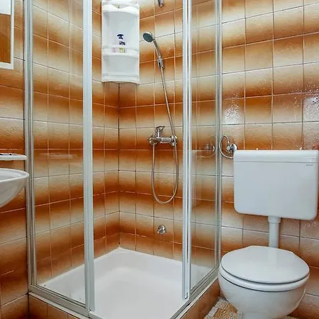 Veca * Starigrad Paklenica