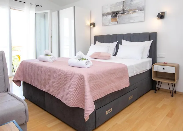 Veca Apartmán Starigrad Paklenica