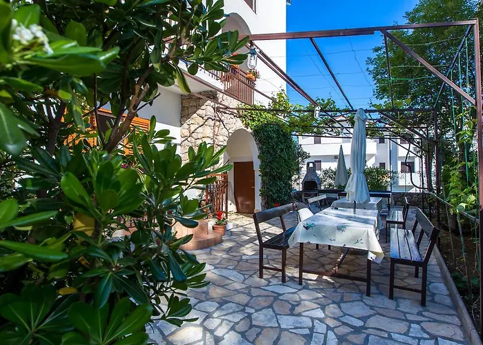 Veca Starigrad Paklenica