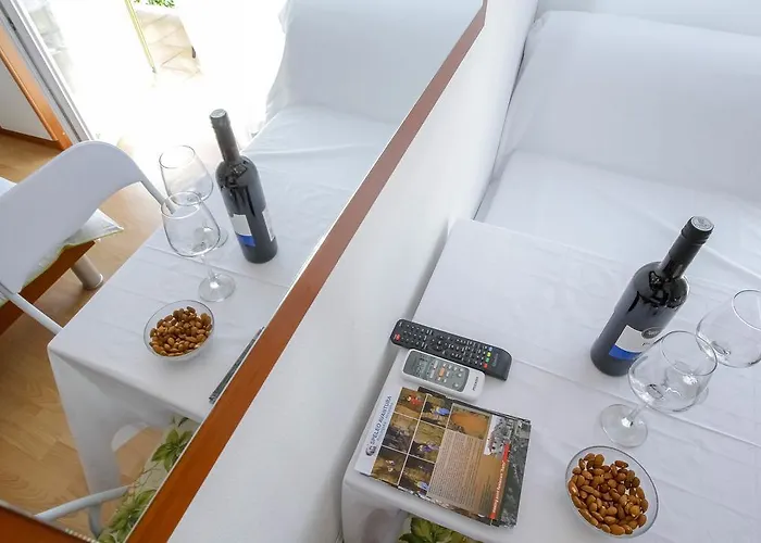 Veca Starigrad Paklenica