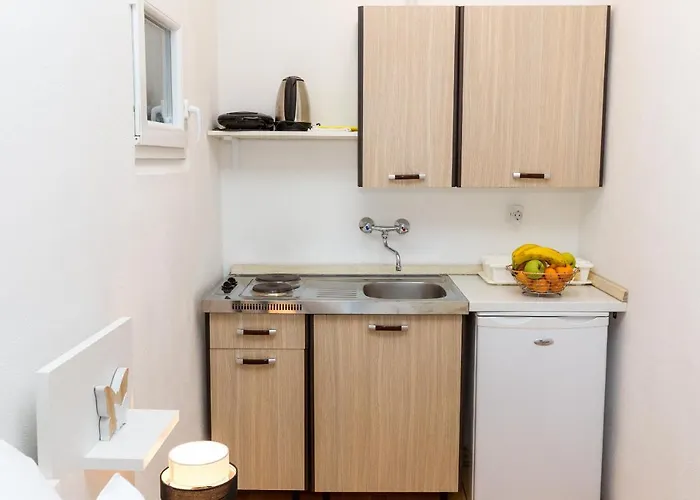 Veca * 스타리그라드 파클레니차